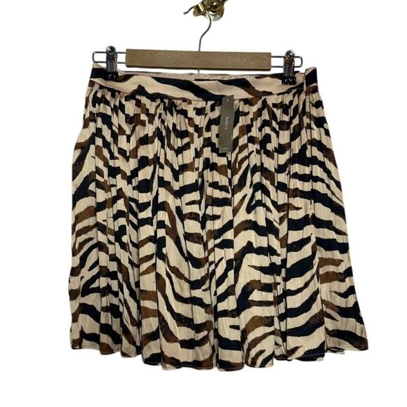 NWT J. Crew Featherweight Satin Skirt in Zebra Sz. 4 - Picture 3 of 7